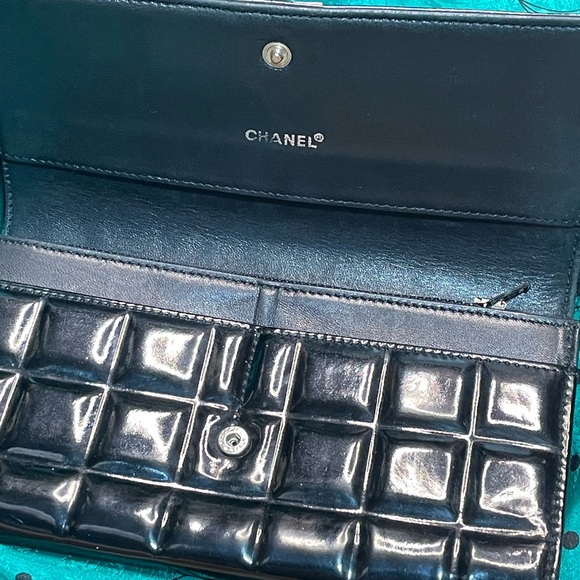 Chanel Black Patent Leather Chocolate Bar Long Wallet with COA - Picture 9 of 16